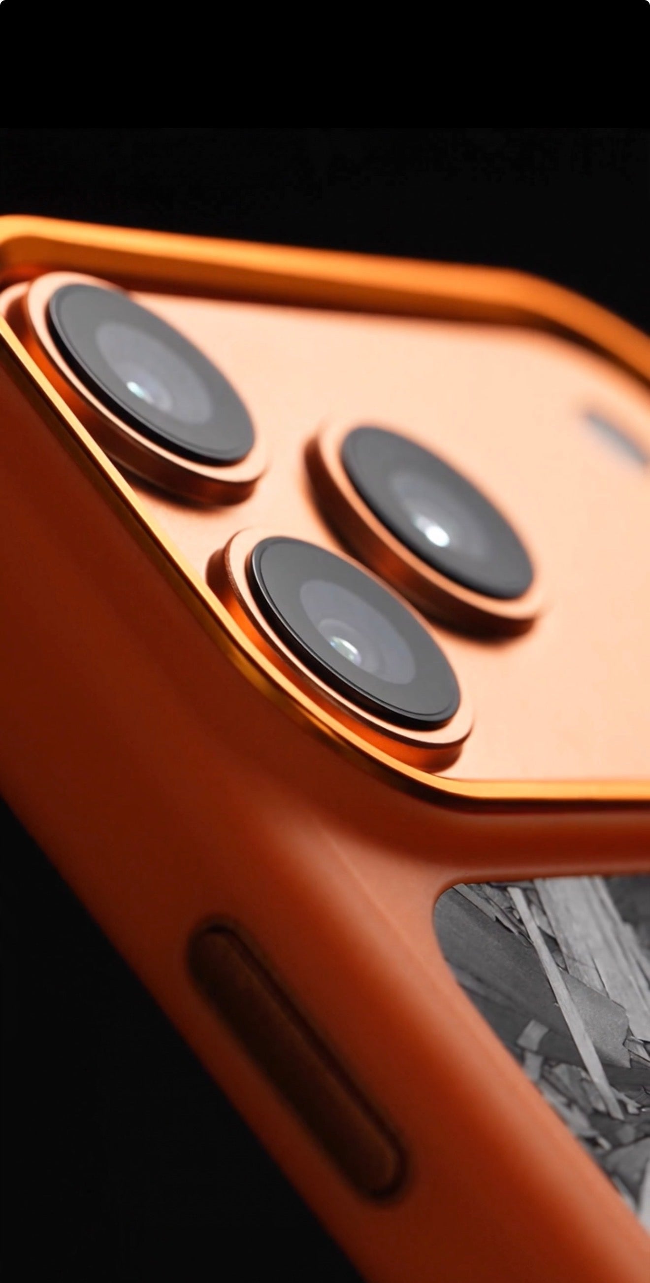 Cosmic Orange X Black Large Fragment | Forged Carbon Fiber | iPhone Case | HYBRID SERIES